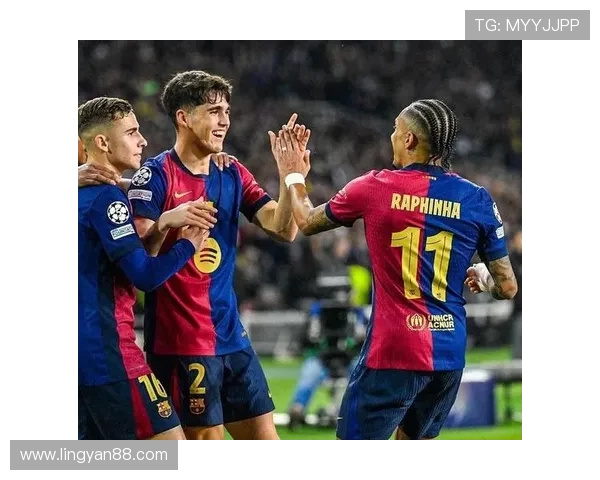 巴萨边路进攻持续提升,近期战术侧重两翼推进 巴萨边路进攻持续提升,近期战术侧重两翼推进