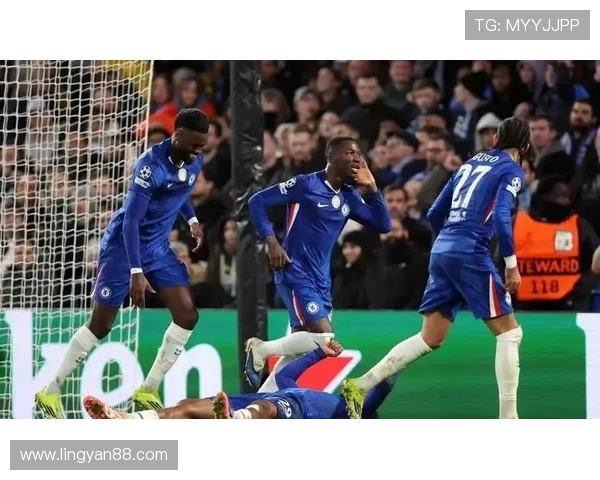 切尔西阵容庞大却越踢越乱，结构性问题已逐步反映在战绩与场上表现中