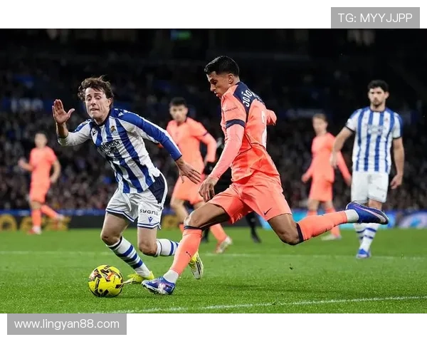 巴萨边路攻防失衡加剧，进攻依赖反成赛季稳定性隐患